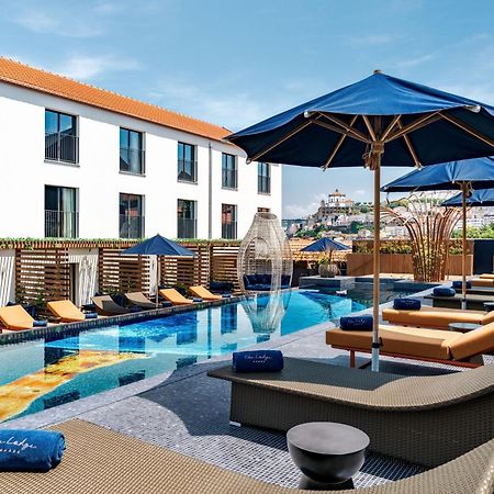 Forte De Gaia, Autograph Collection Вила-Нова-ди-Гая Экстерьер фото The hotel's pool