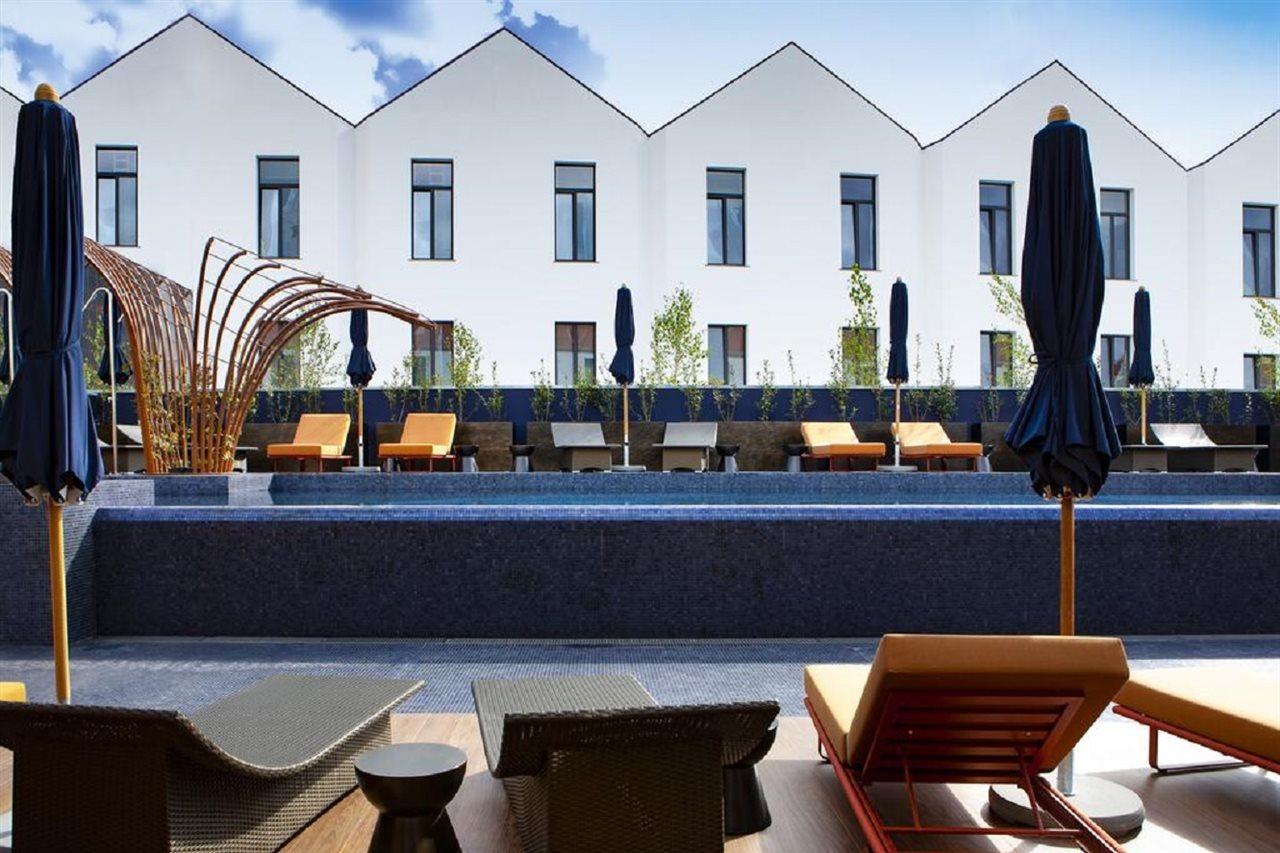 Forte De Gaia, Autograph Collection Вила-Нова-ди-Гая Экстерьер фото The hotel's rooftop pool
