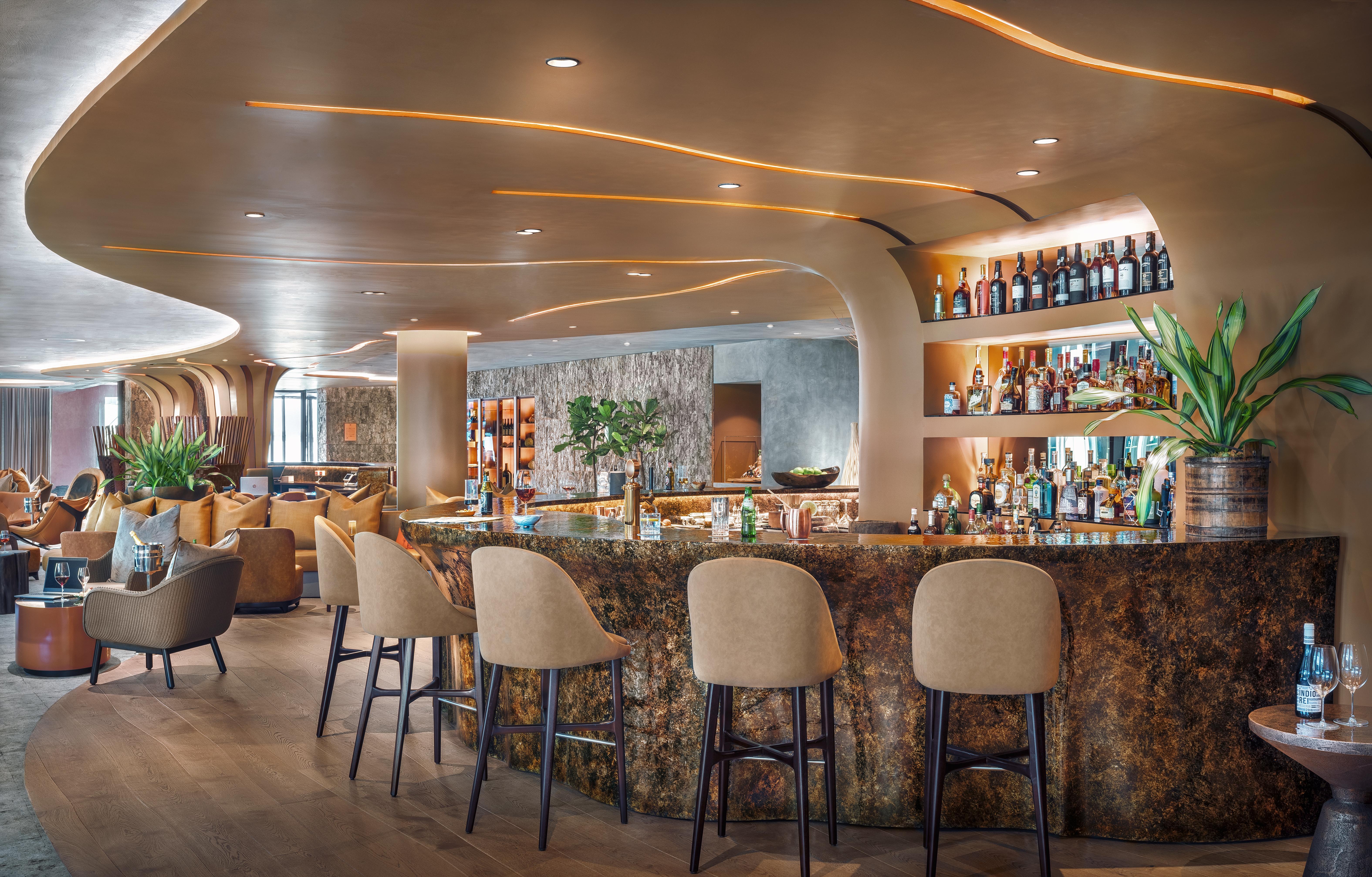 Forte De Gaia, Autograph Collection Вила-Нова-ди-Гая Экстерьер фото The bar at the lounge