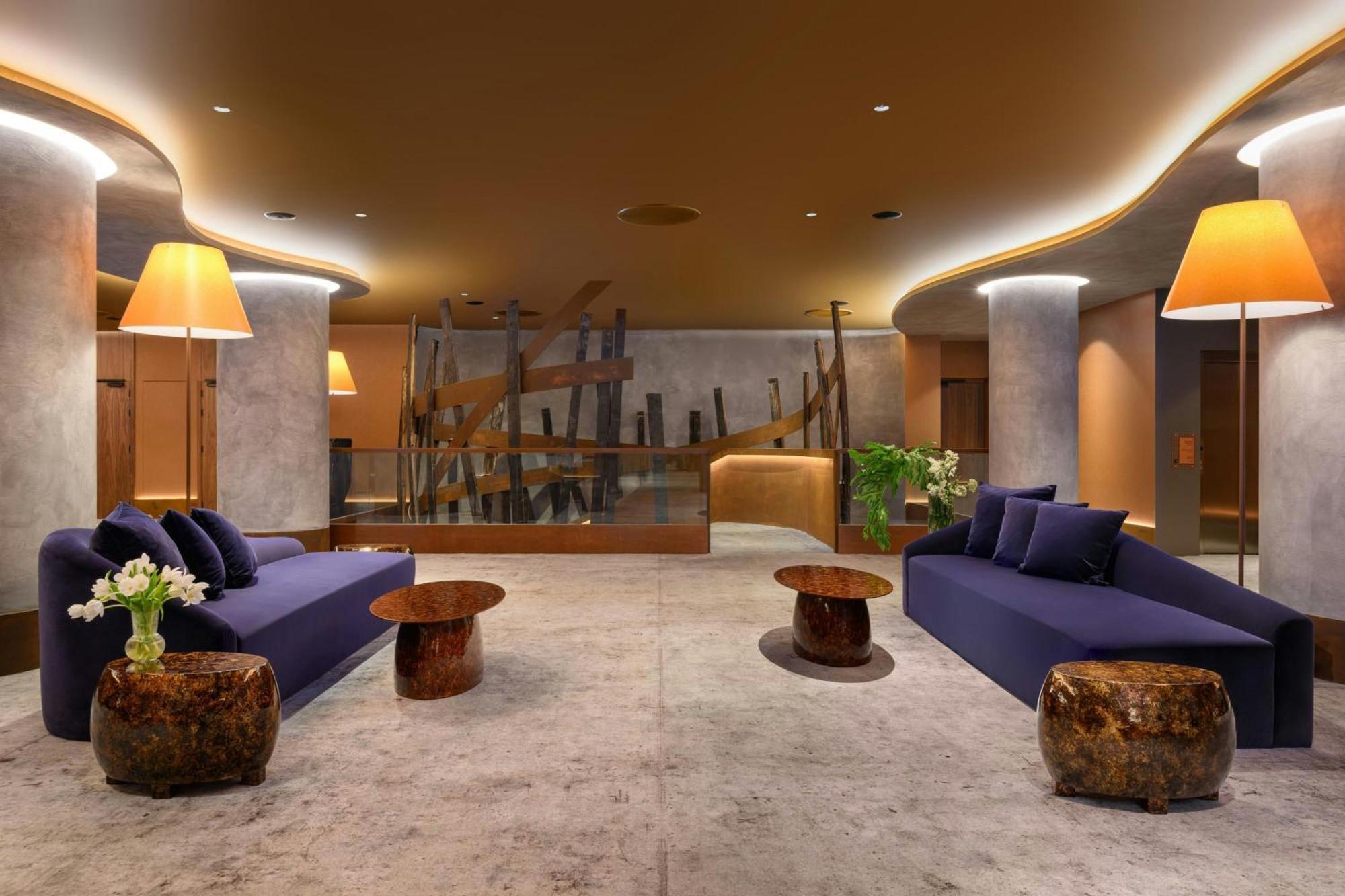 Forte De Gaia, Autograph Collection Вила-Нова-ди-Гая Экстерьер фото The lobby of the hotel